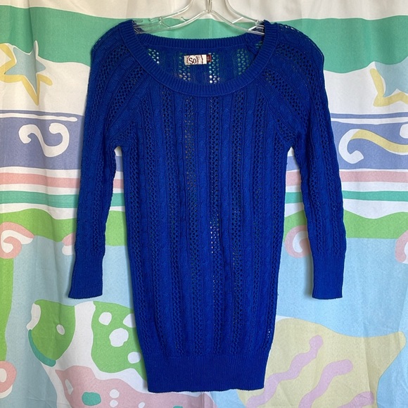 Crochet style Sweater - Picture 5 of 6